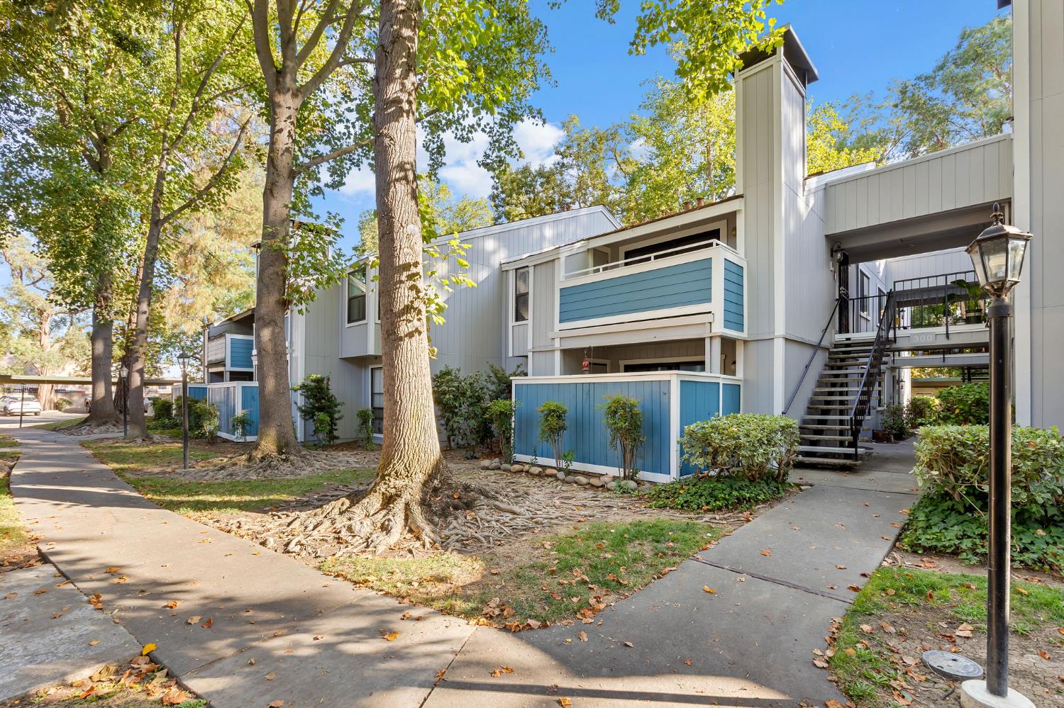 300 Del Verde Circle 6