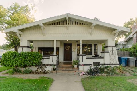 902 W 20th Street Merced CA 95340