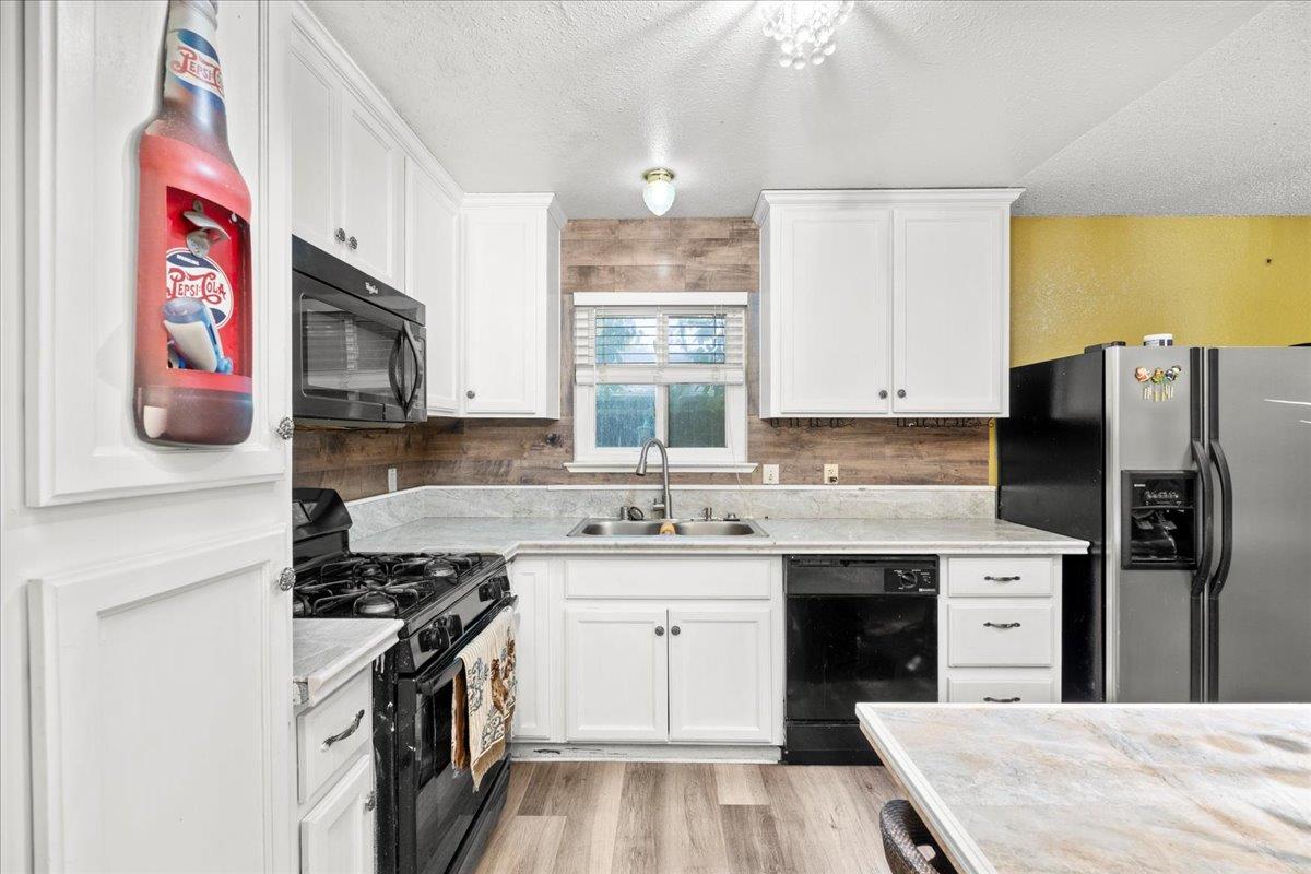 5701 Valley Hi Drive