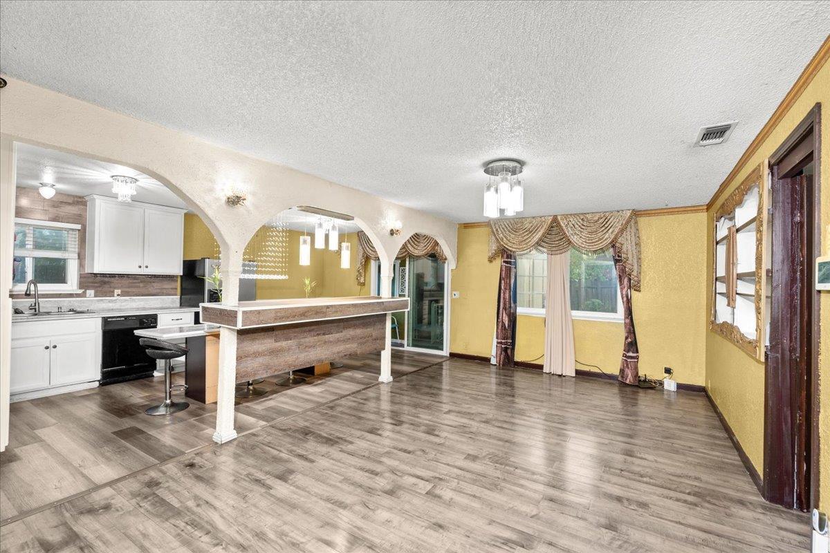 5701 Valley Hi Drive