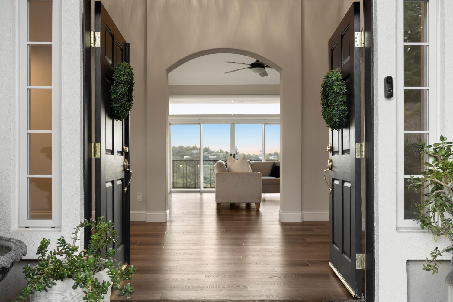 664 Shoreline Pointe