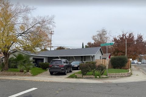 2187 Montecito Way Sacramento CA 95822