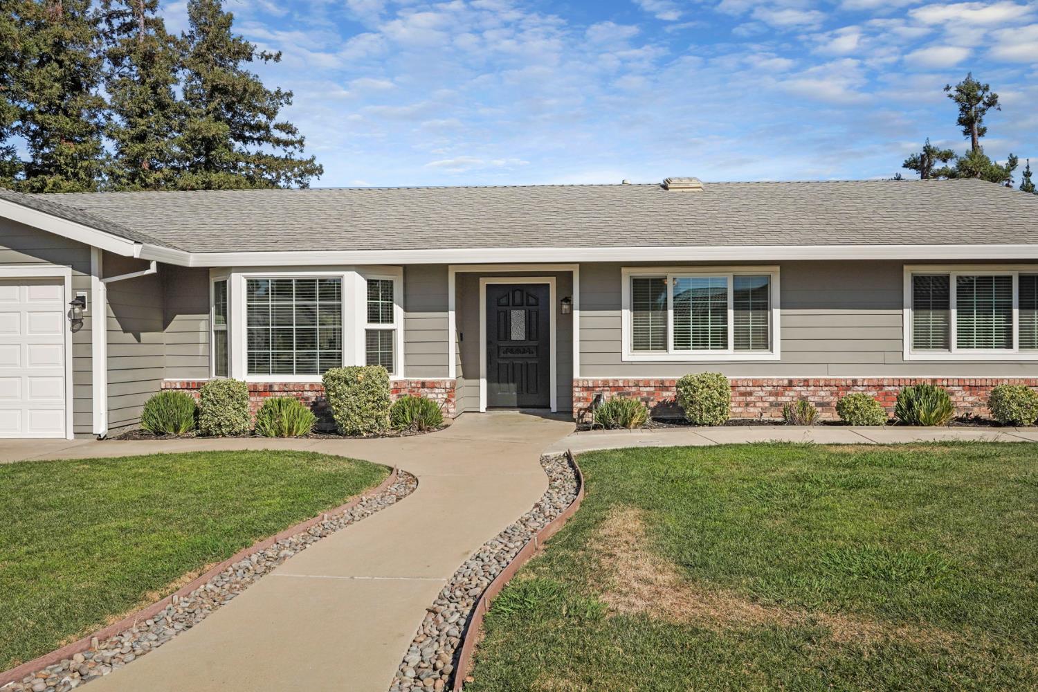 790 Alta Vista Ct.