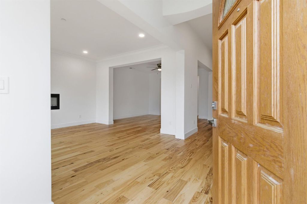 Photo of 2525 Armstrong Place, Santa Clara, CA 95050 (MLS # 226017905)