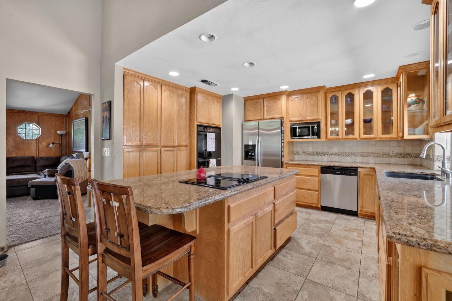 629 Tanbark Oak Court