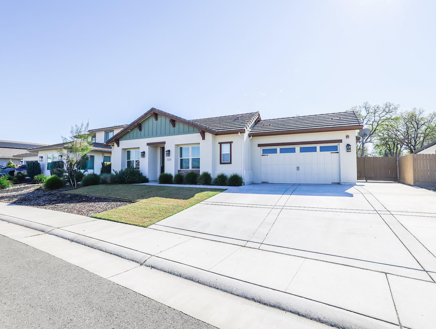 2135 Pinehurst Drive
