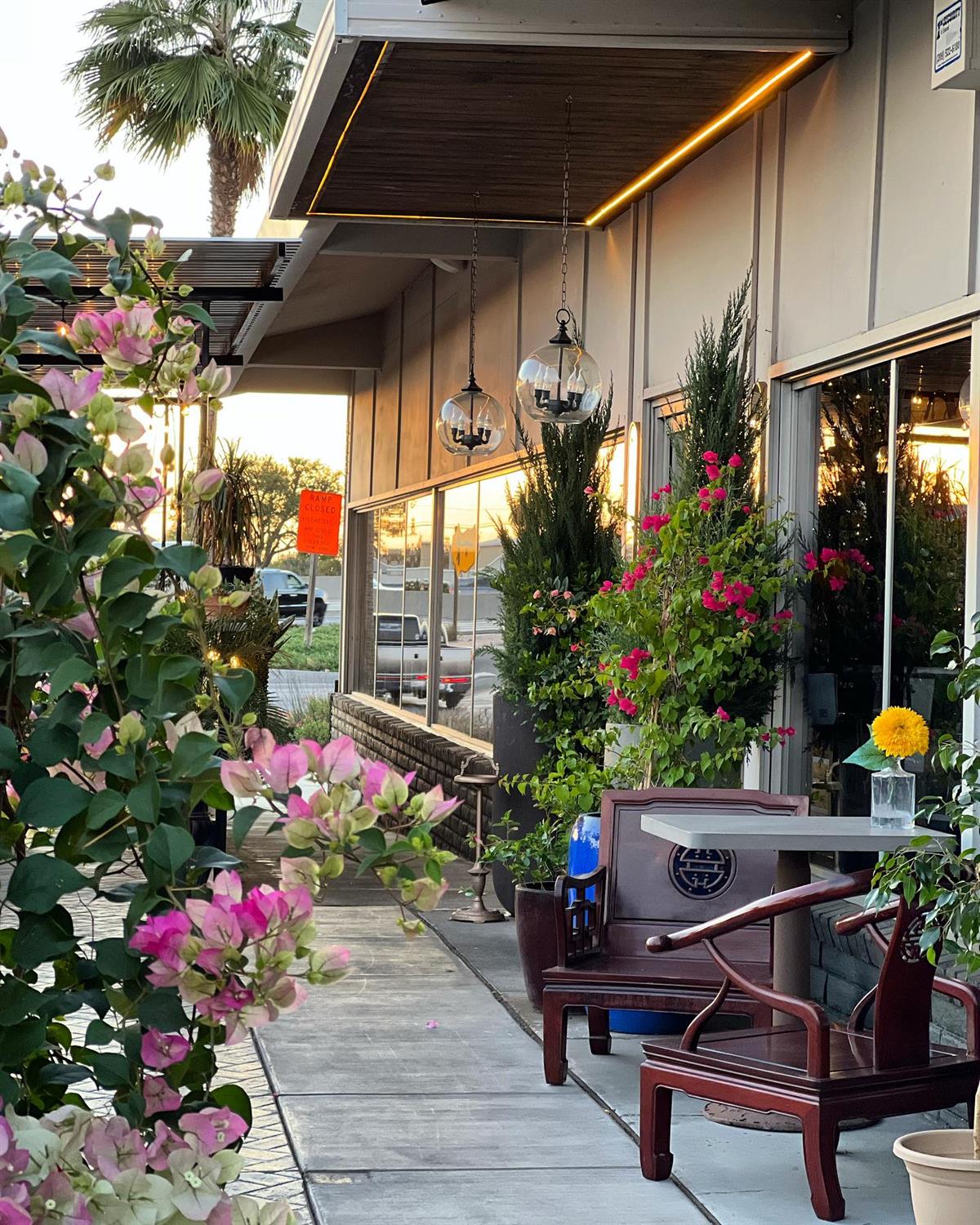 3058 El Camino Avenue