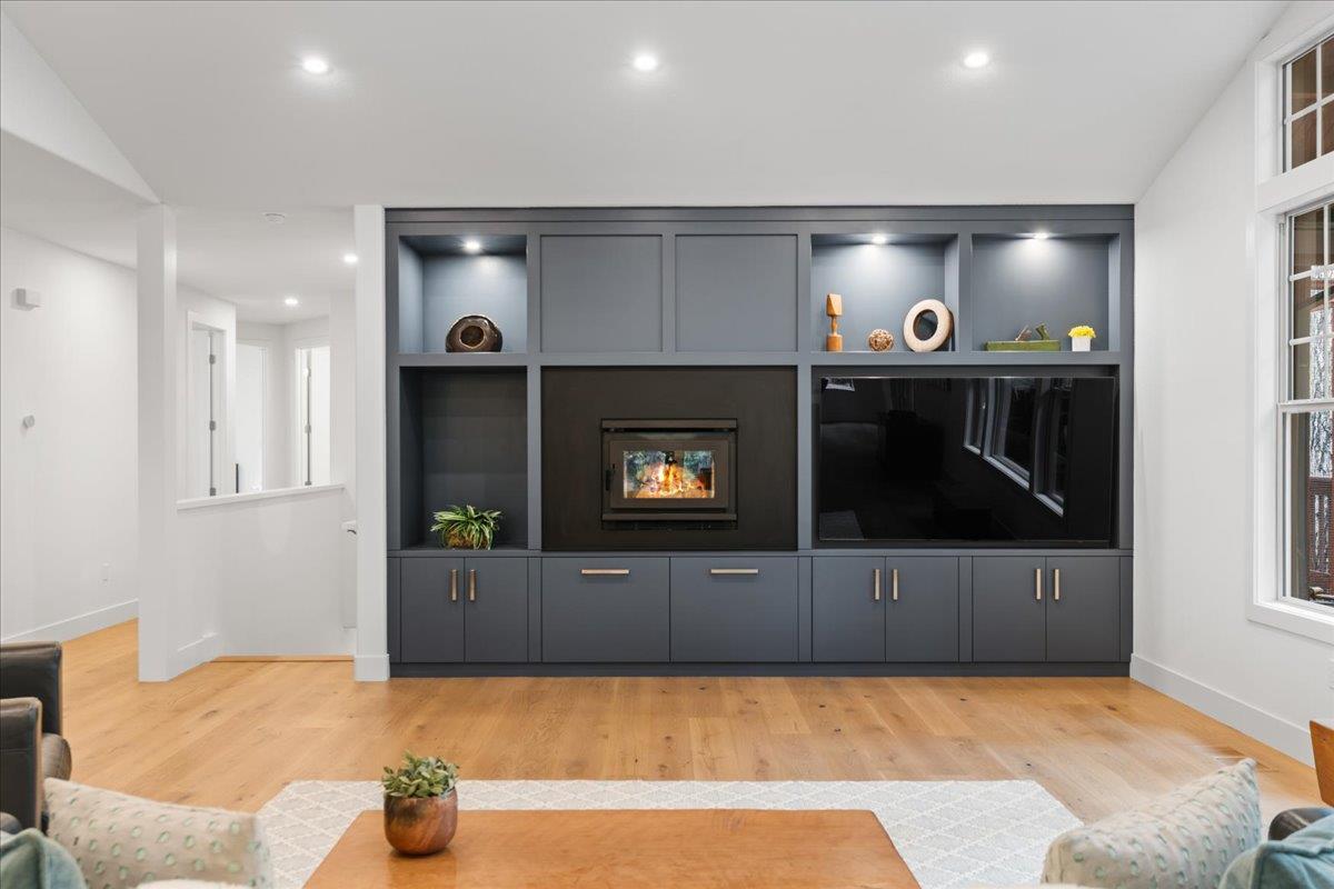 11189 Crystal View Heights