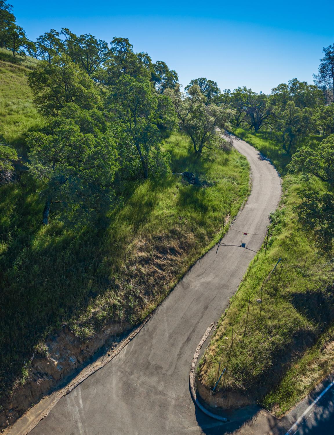 9185 Ridge Road