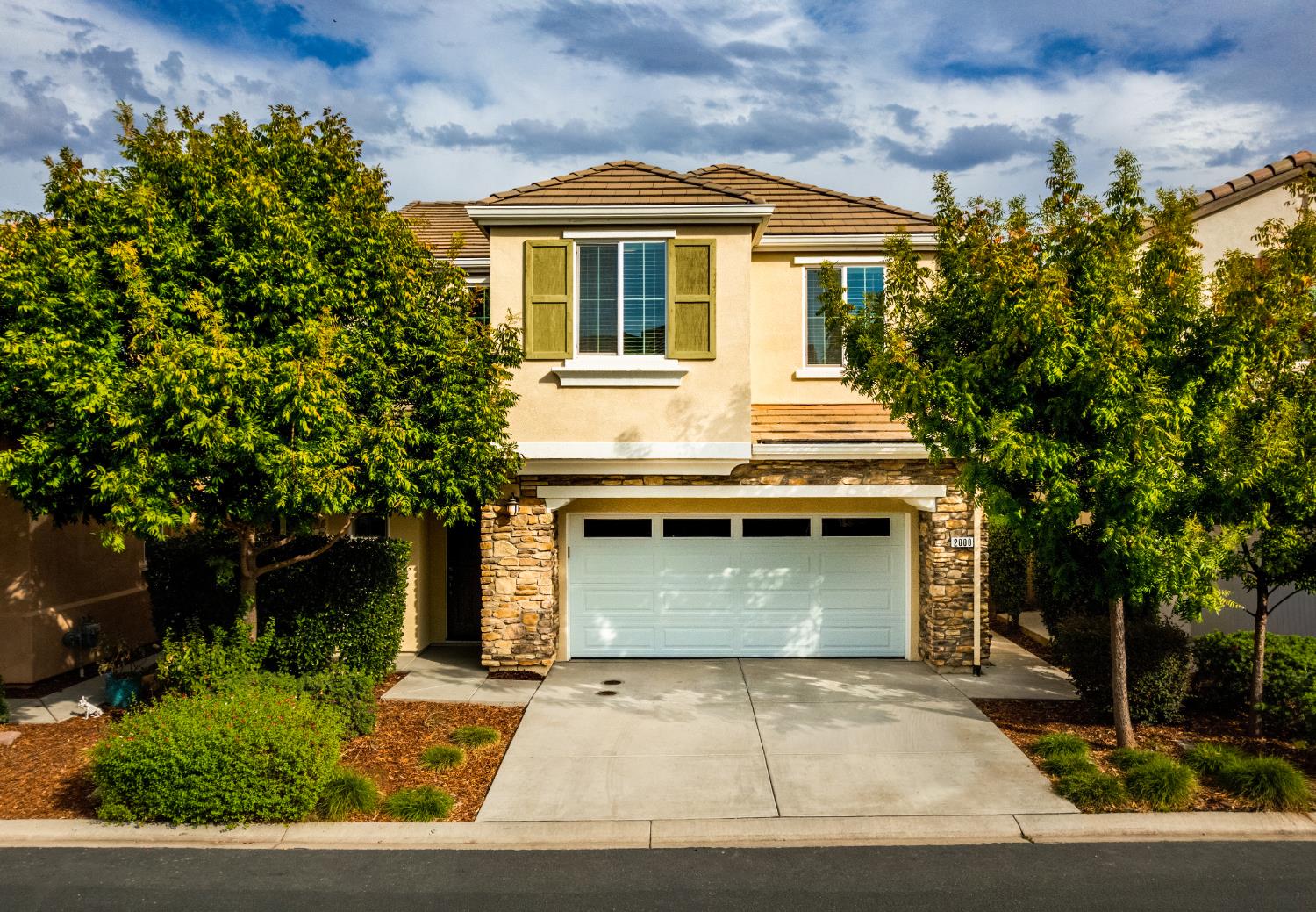 2008 Sycamore Grove Lane