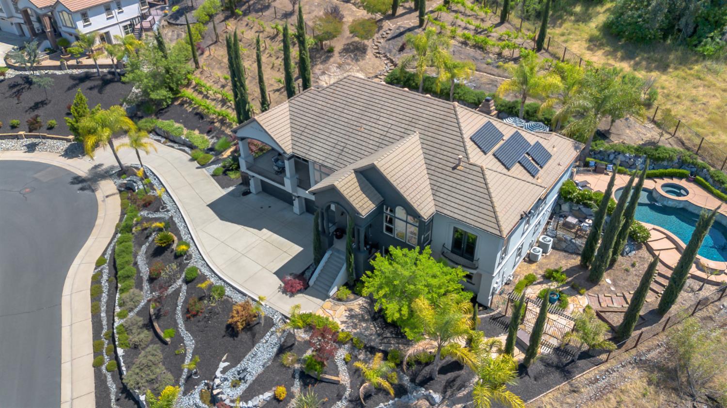 6223 Barrington Hills