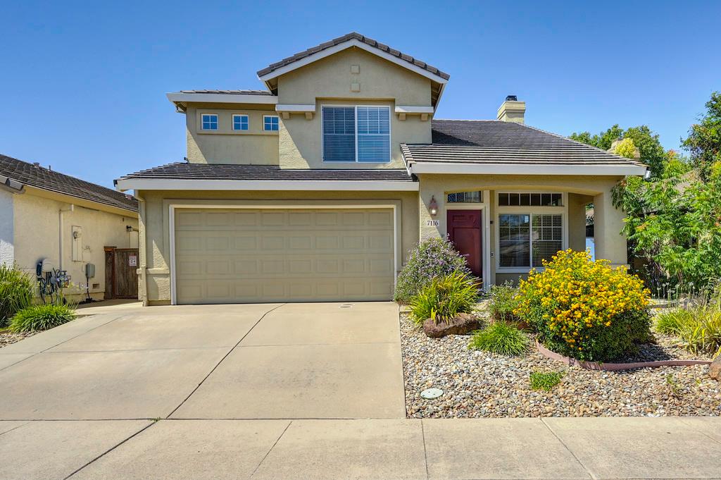 7116 Lyndale Cir