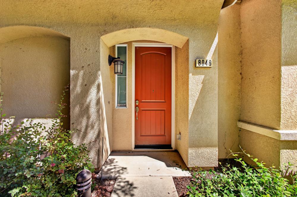 8048 Linda Isle Lane