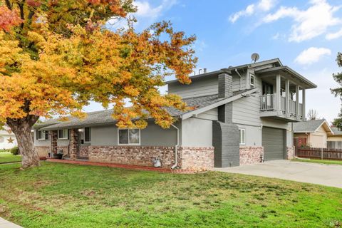 225 E Chestnut Street Dixon CA 95620