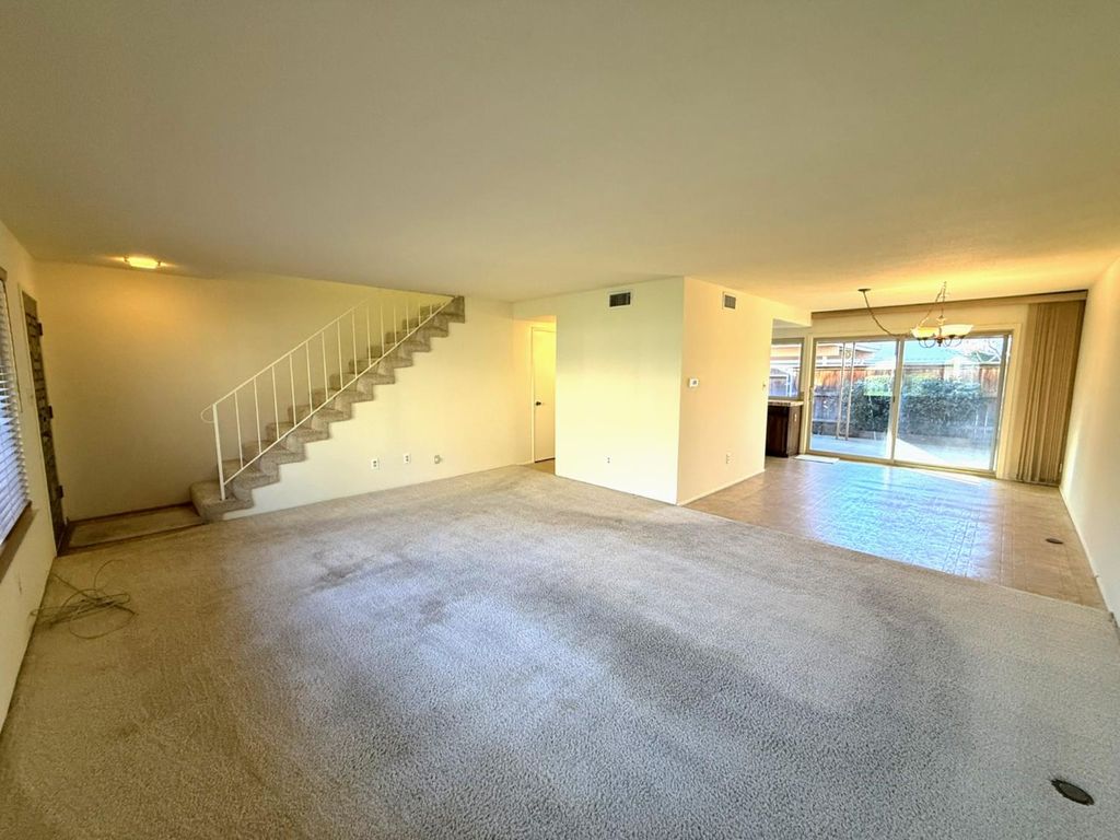 Photo of 6007 Via Casitas, Carmichael, CA 95608 (MLS # 226004477)