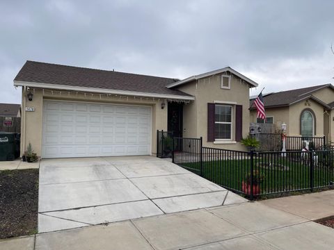 1478 Woodbury Court Merced CA 95348