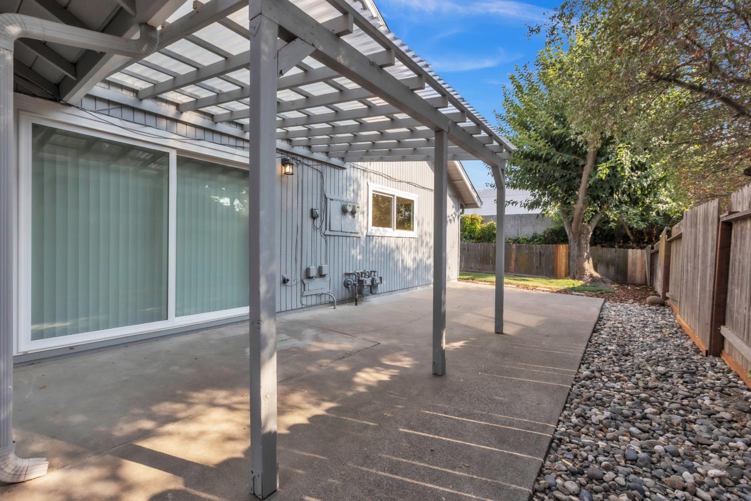 6910 Folsom Oaks Court