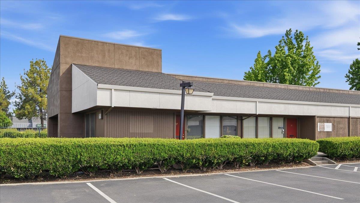 2027 Grand Canal Boulevard 27