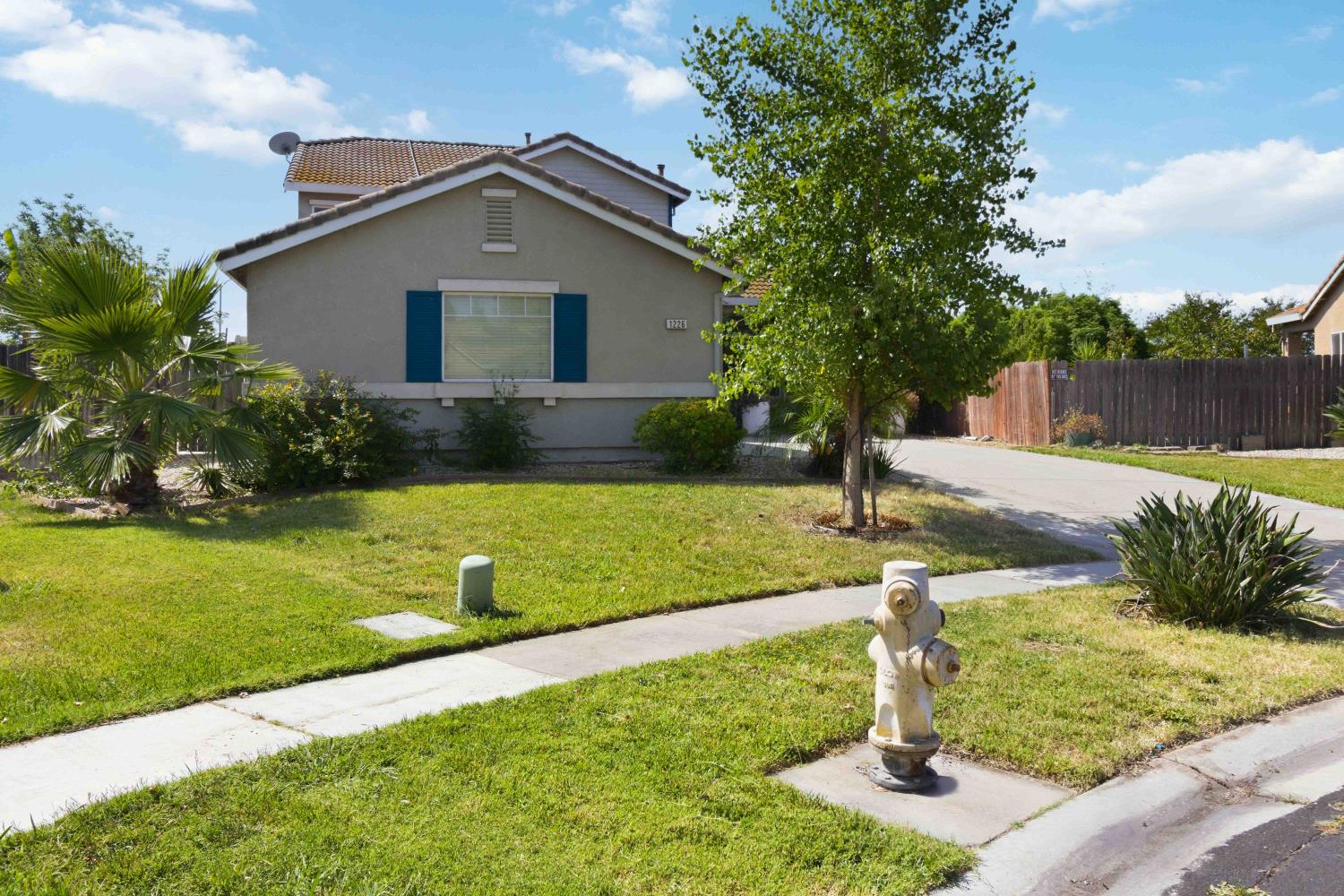 1226 Plumas Links Street