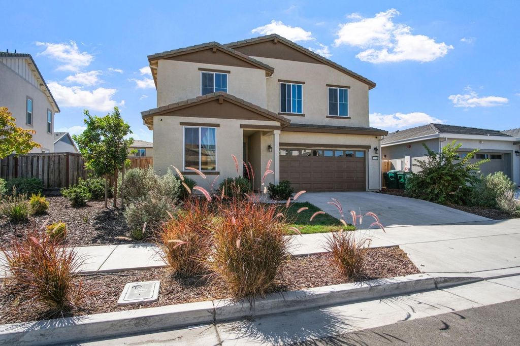 Photo of 6730 Mount Elbrus Way, Stockton, CA 95219 (MLS # 225132729)