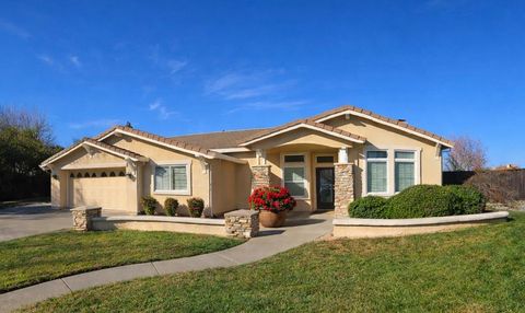 2212 Live Oak Court Rocklin CA 95765