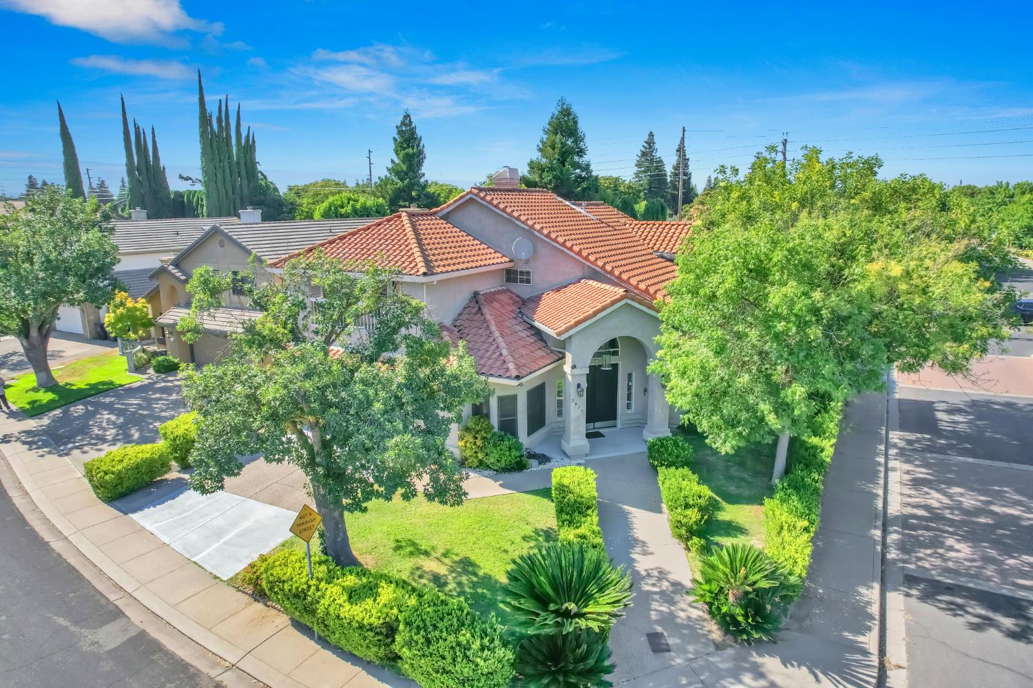 2033 Northcrest Court