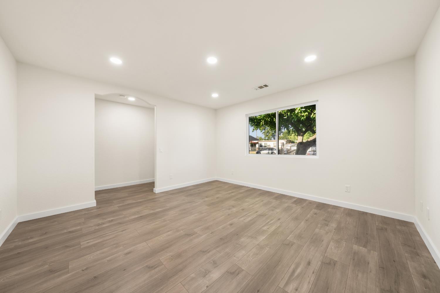 3919 Huron Street