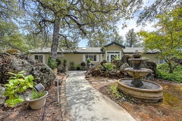 2600 COON CREEK RD, GREENWOOD, CA 95635 - Image d4664329a1614c5df697deddfe7ffa57/610197828