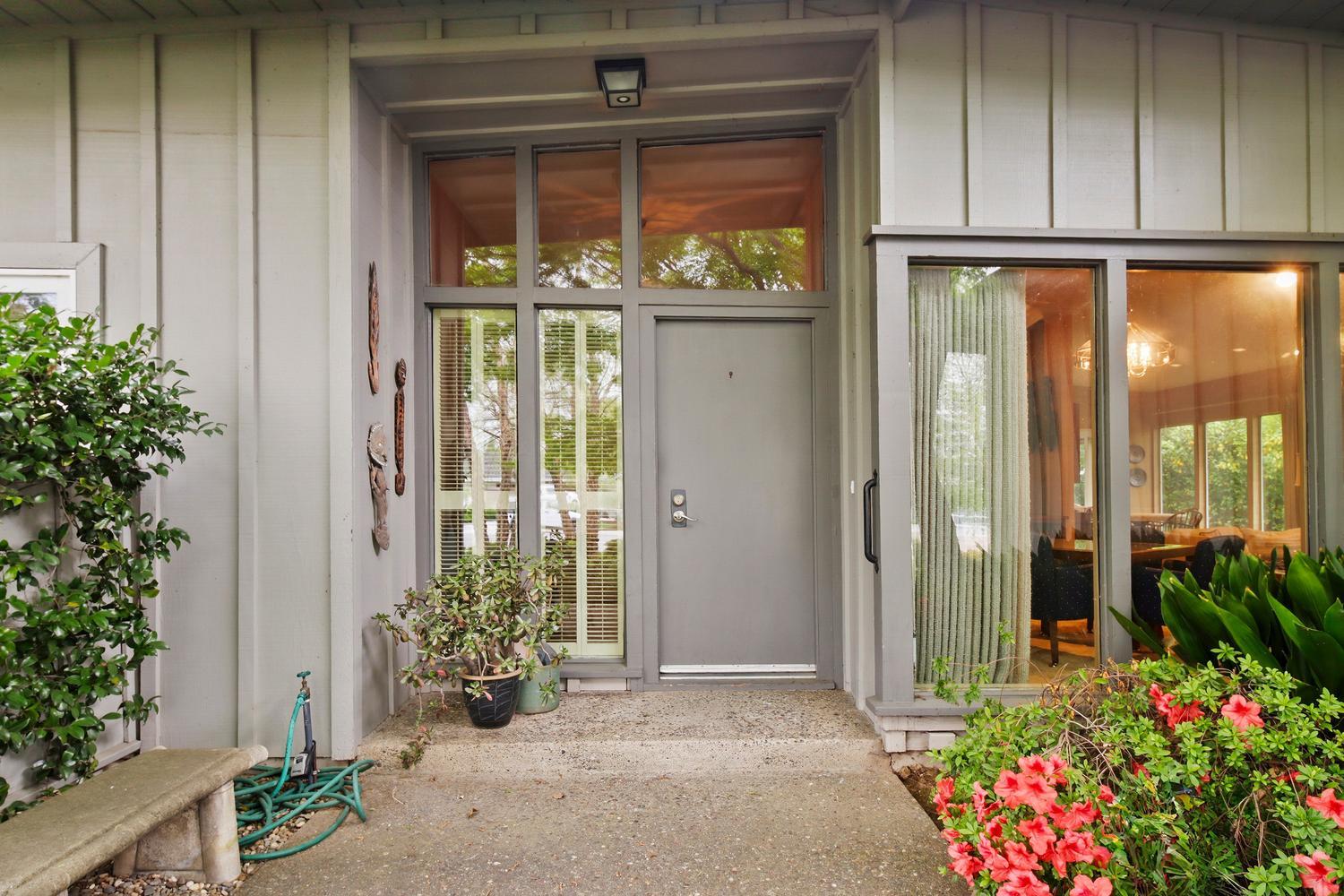 522 Sydling Court
