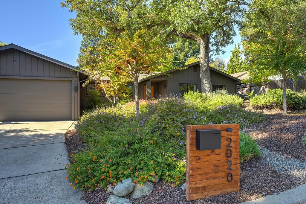 2020 Wood Mar Drive