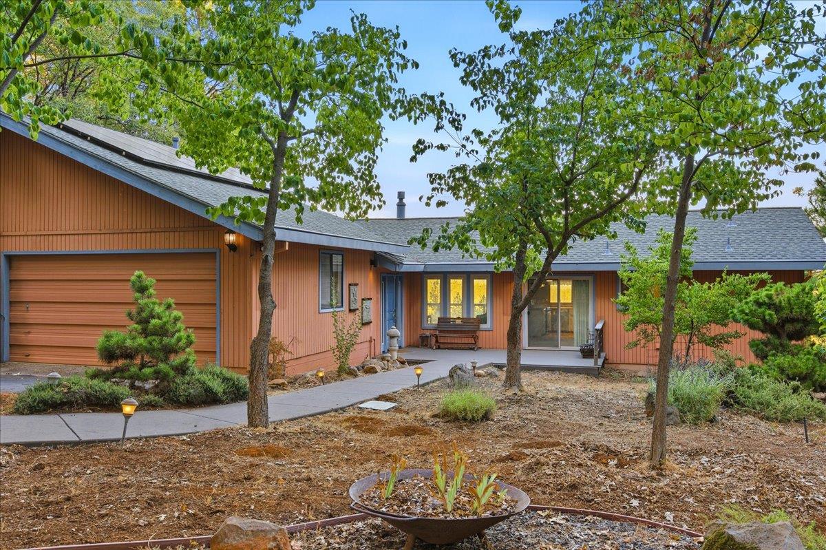 13831 Christopher Robin Wy