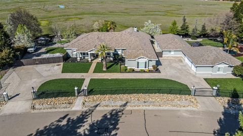 7960 Polo Crosse Avenue, Sacramento, CA 95829 - #: 225028822
