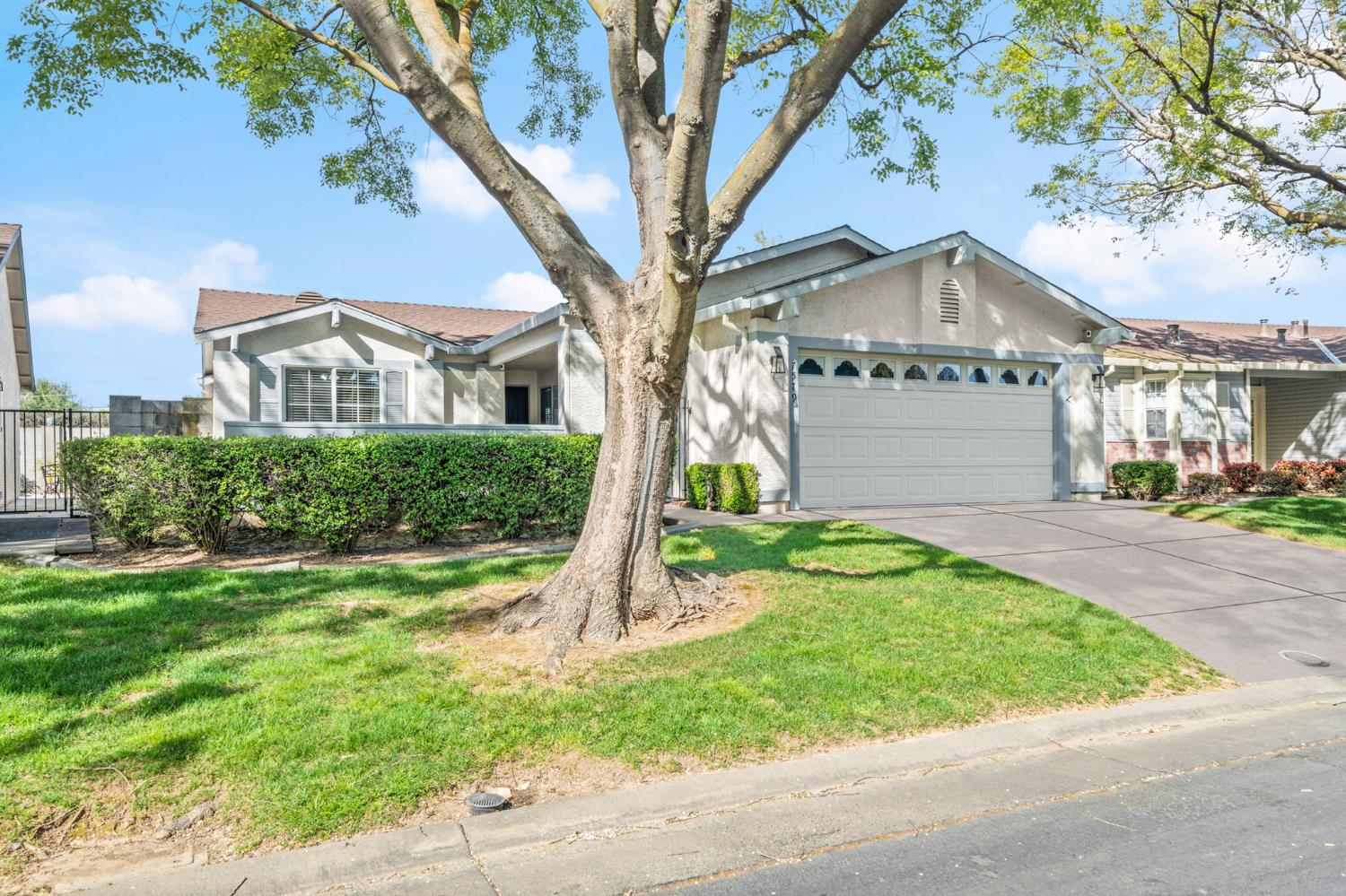 7579 Sunmore Lane