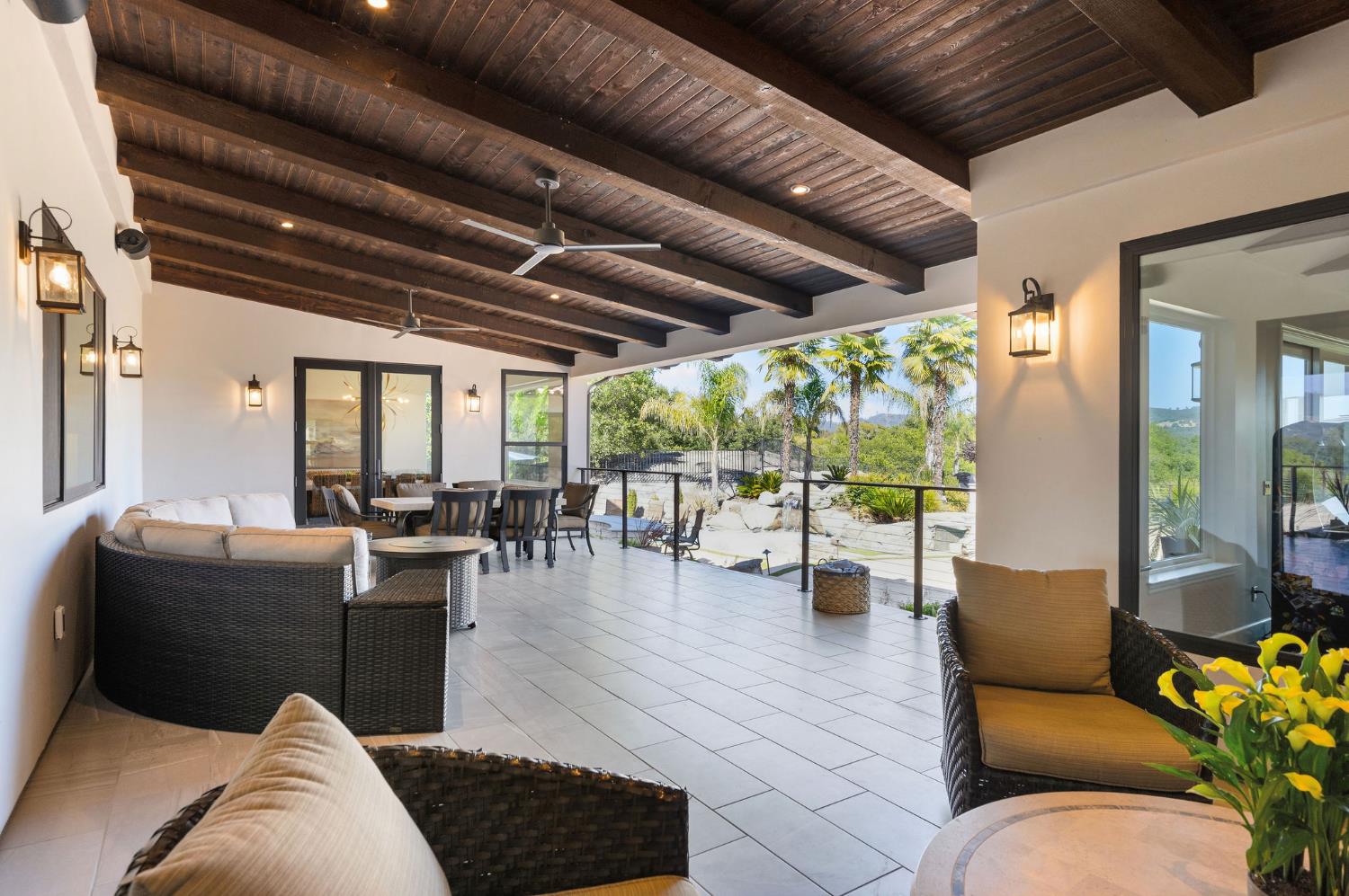 8950 Vista De Lago Court
