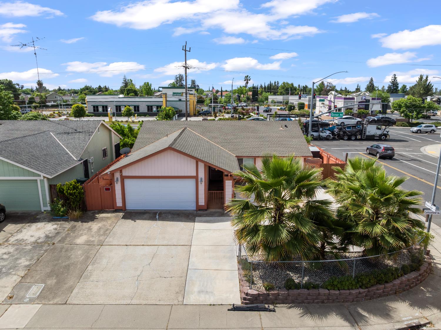 Sacramento, California 95828, United States, 3 Bedrooms Bedrooms, ,2 BathroomsBathrooms,Residential,Active,130643