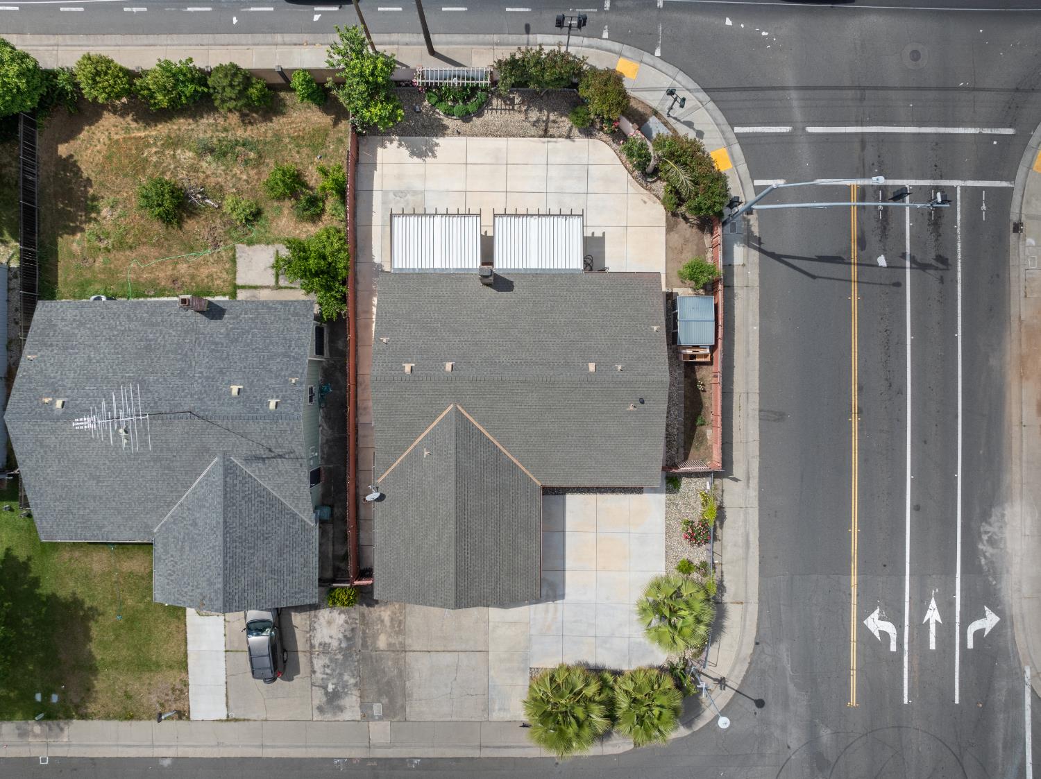 Sacramento, California 95828, United States, 3 Bedrooms Bedrooms, ,2 BathroomsBathrooms,Residential,Active,130643