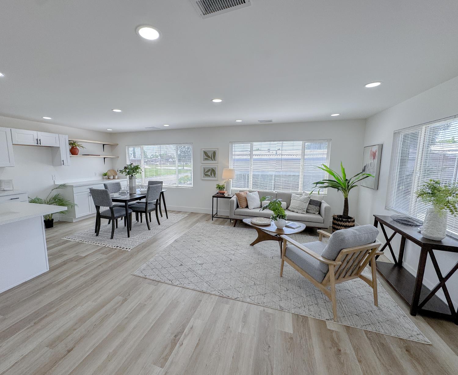 7337 Topanga Lane #28