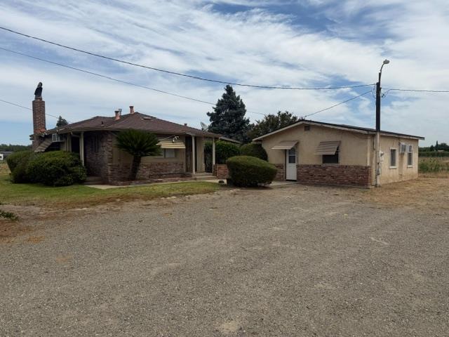 6600 E Lathrop Road