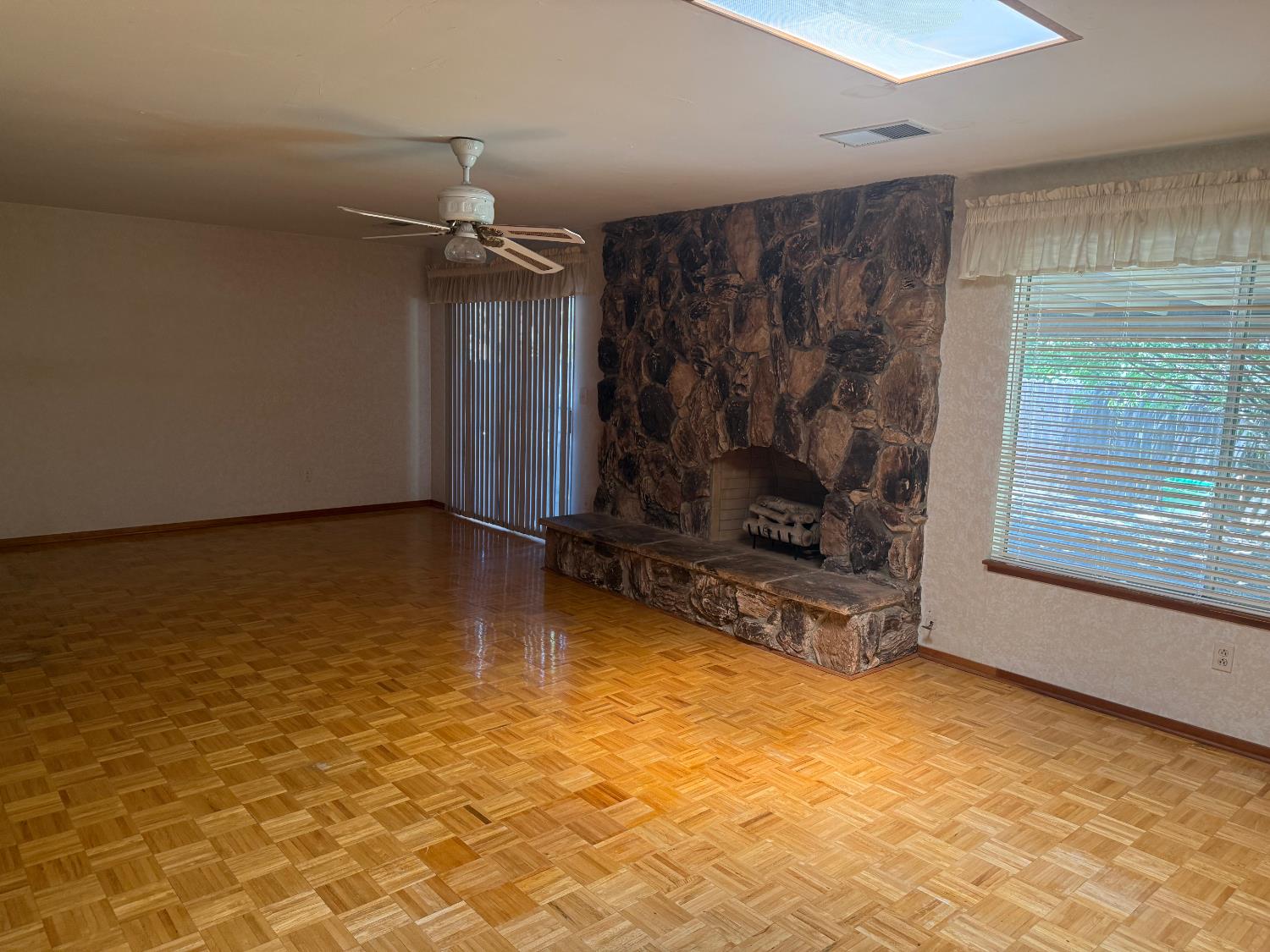 1731 Miramonte Court