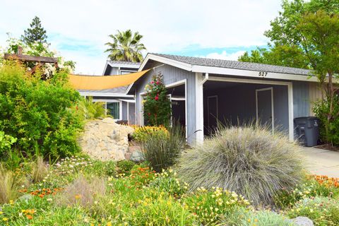 527 Bluebird Place Davis CA 95616