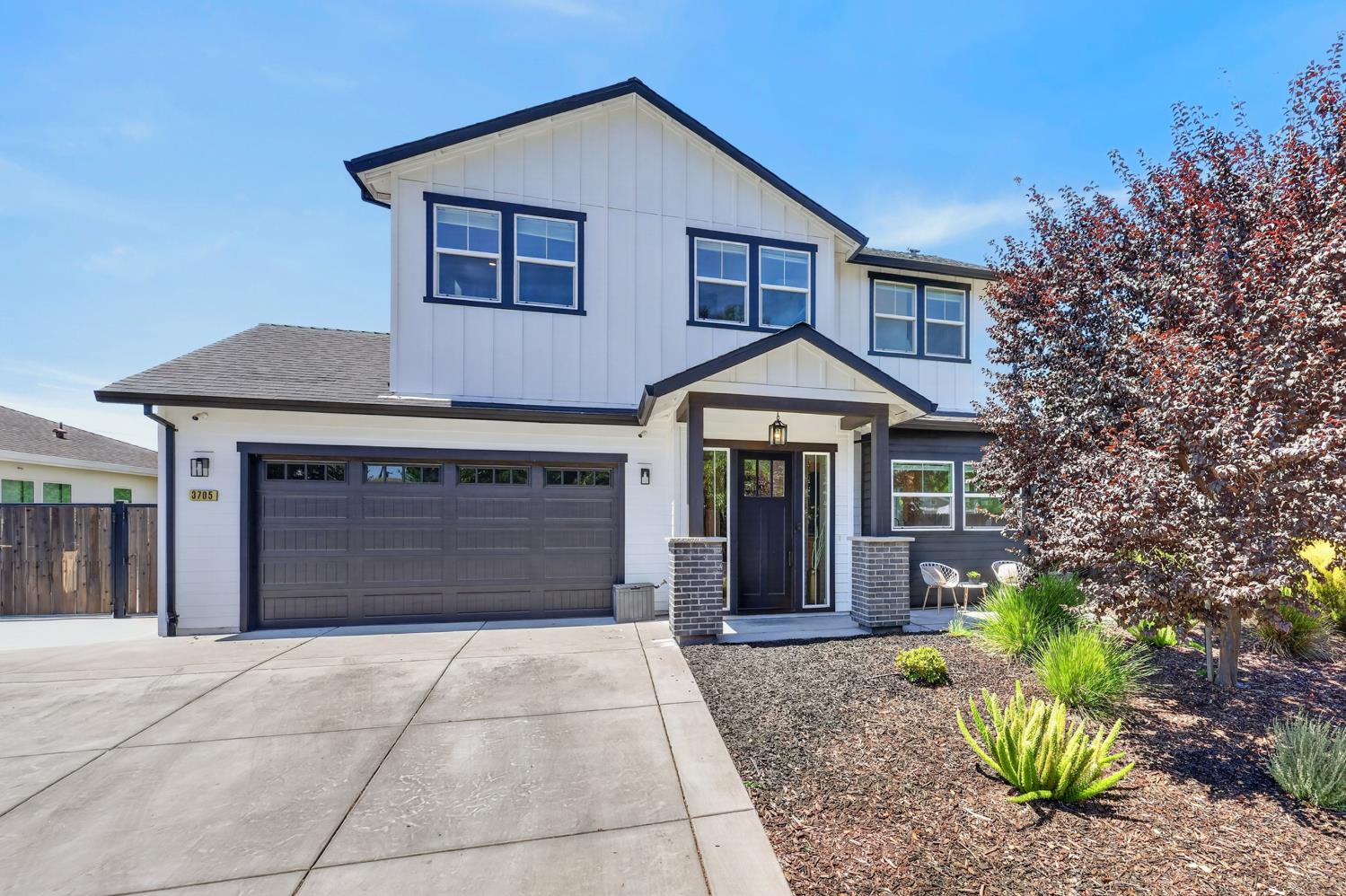 3705 Mackenzie Lane
