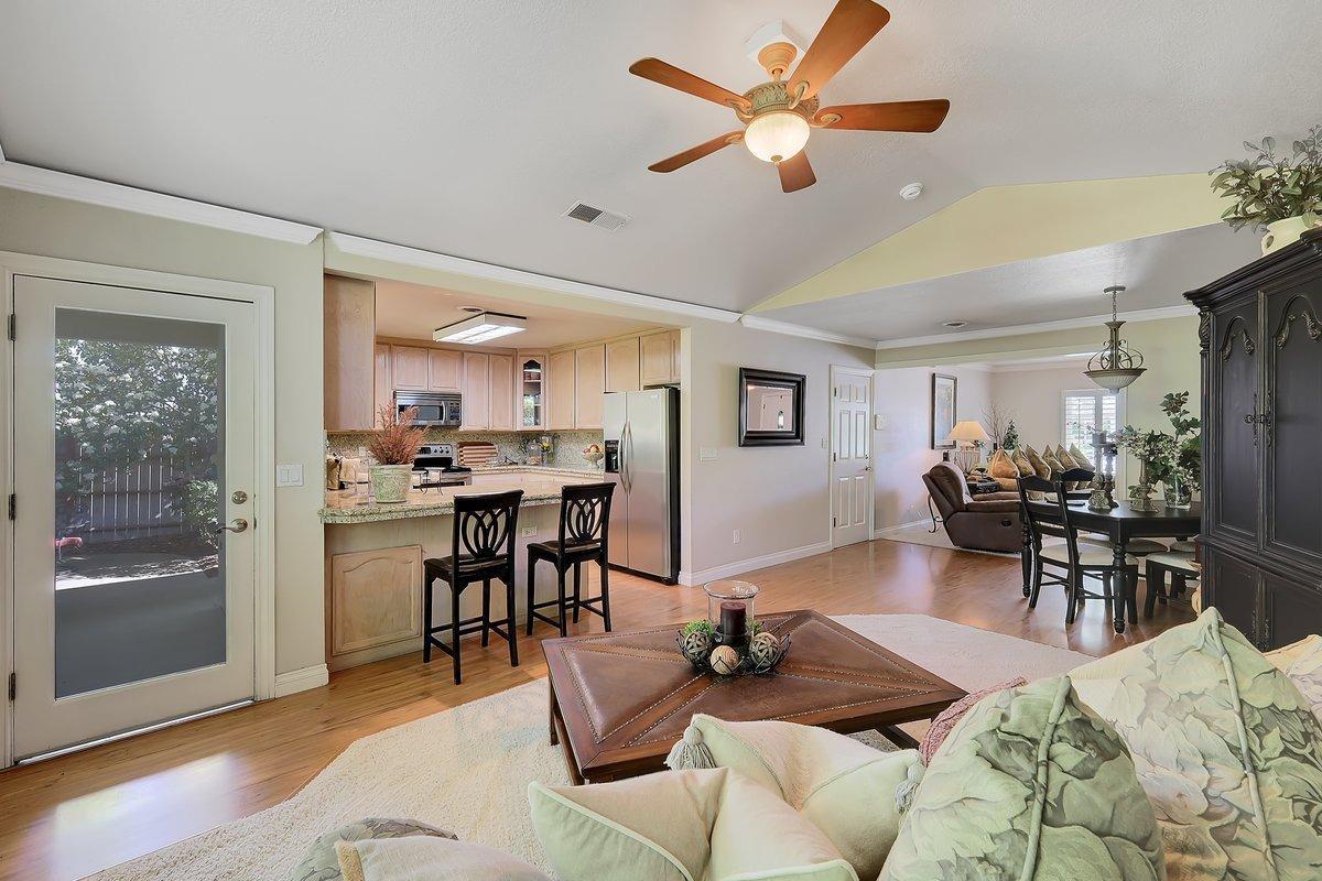 Marysville, California 95901, United States, 3 Bedrooms Bedrooms, ,2 BathroomsBathrooms,Residential,Pending,108193