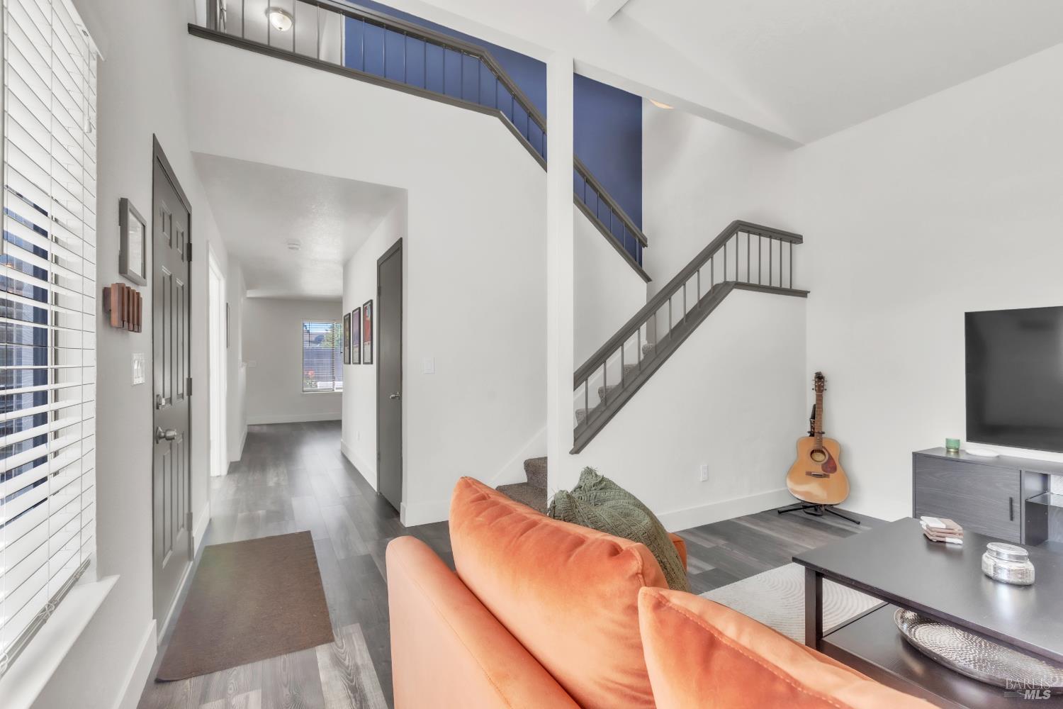 902 Meadowhawk Drive