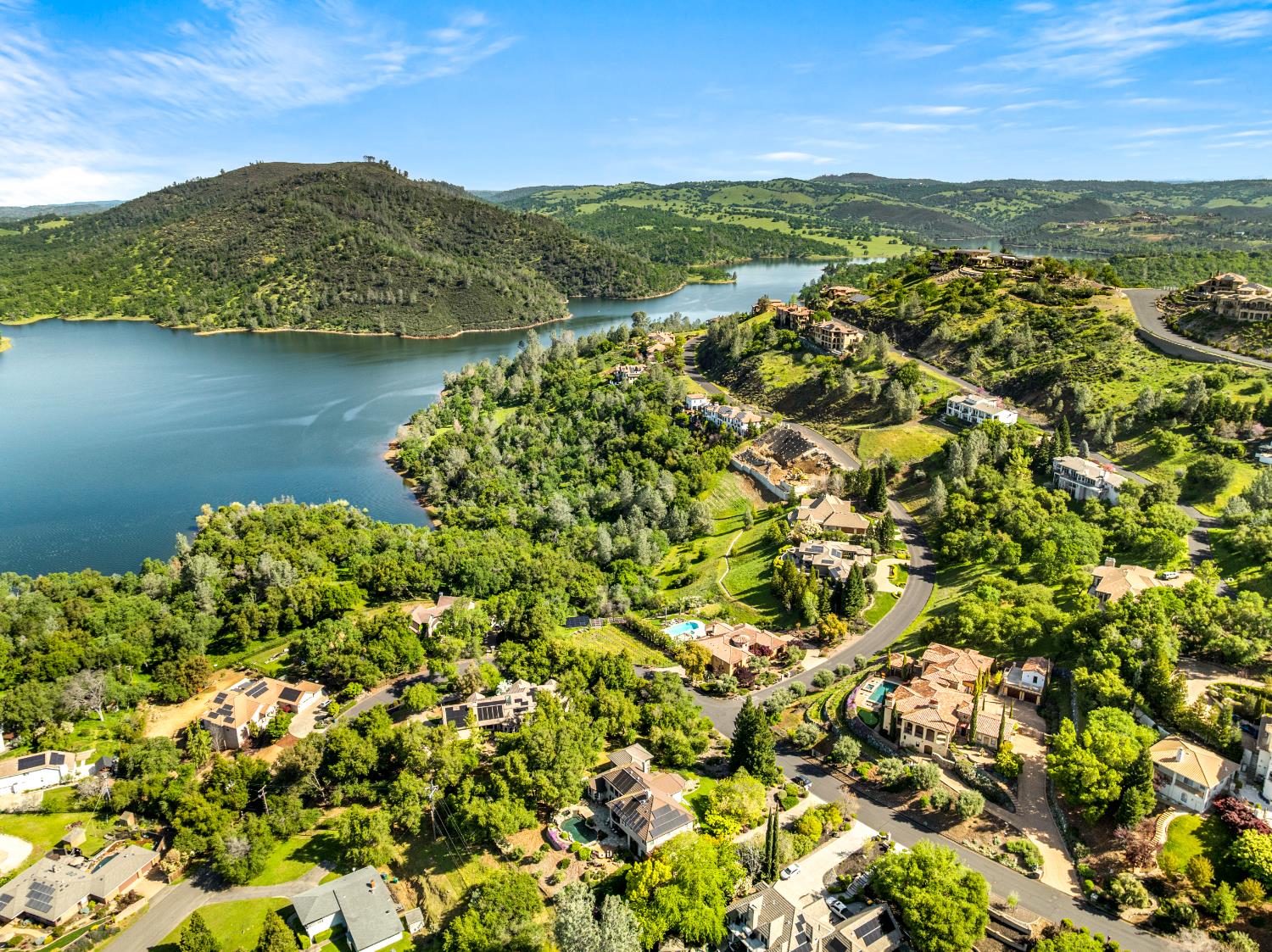 721 Shoreline Pointe