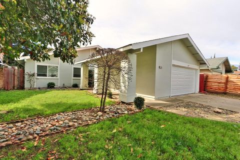 9385 MIRA DEL RIO Drive Sacramento CA 95827