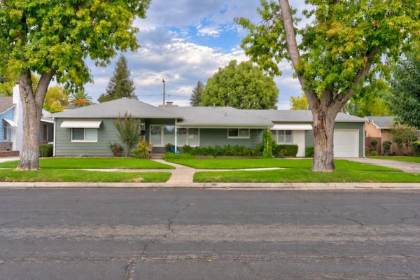 255 E 20TH ST, MERCED, CA 95340 - Image d5436168ceaae2687deb3e4e8a104b58/2425791254