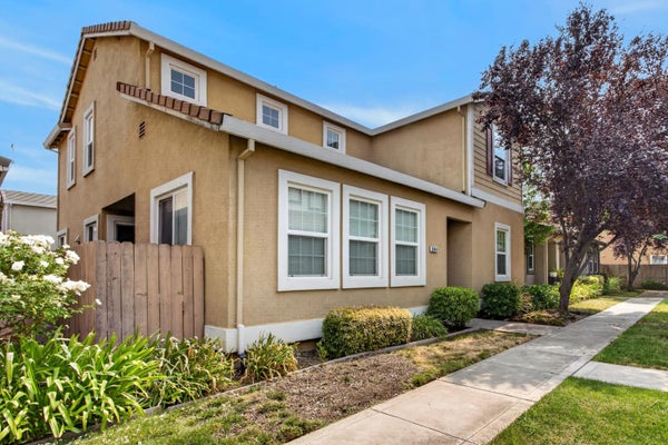3644 SARDINIA ISLAND WAY, SACRAMENTO, CA 95834 - Image d5a49de35de3dfcae40d4d8cd64919df/3597049193