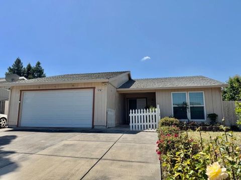 8204 Essen Way Sacramento CA 95823