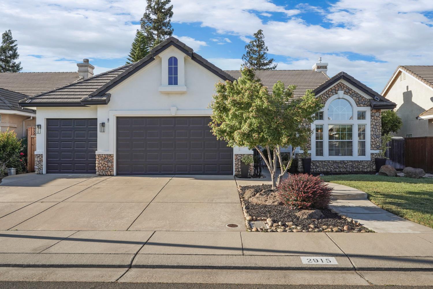 2915 Sweetwood Drive