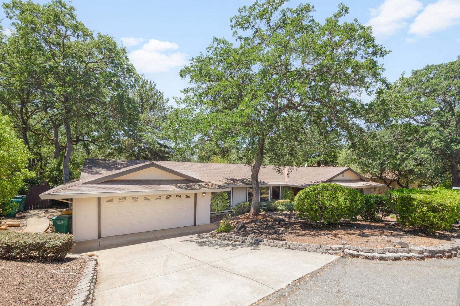 3558 Santos Circle